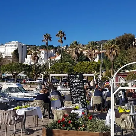 Avec Terrasse 2 Personnes *