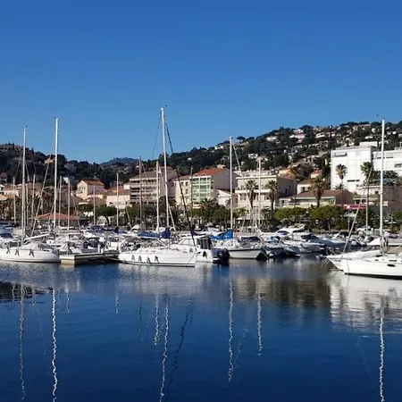 Avec Terrasse 2 Personnes * لو لا فاندو