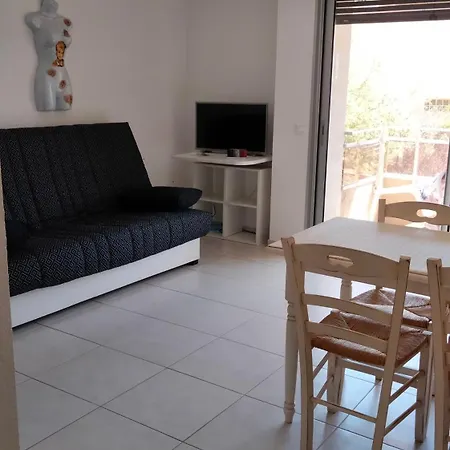 Studio Avec Terrasse 2 Personnes Apartment