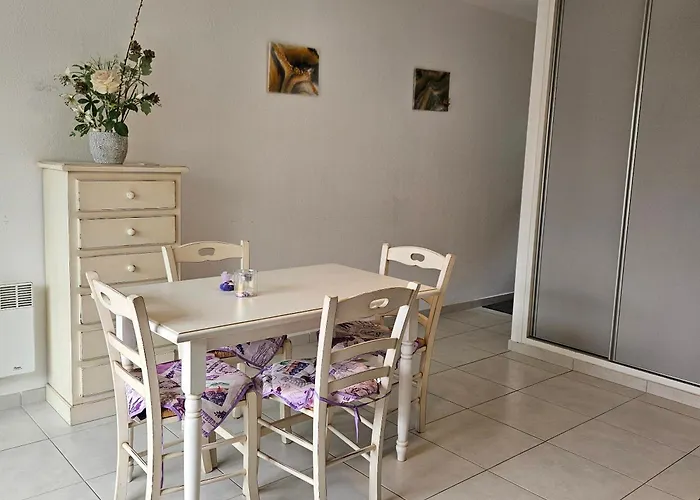 Avec Terrasse 2 Personnes Daire *